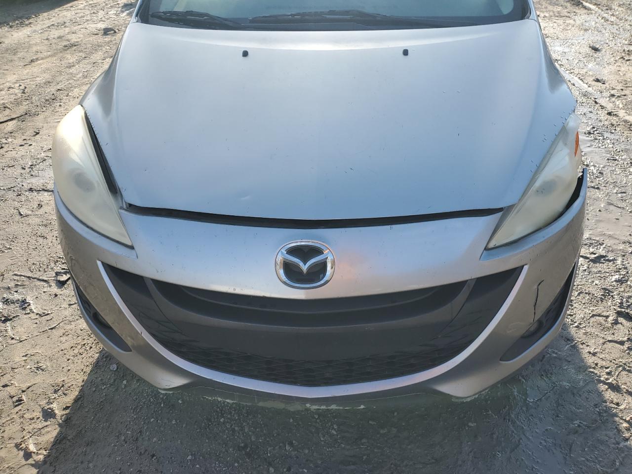 2012 Mazda 5 - Image 12