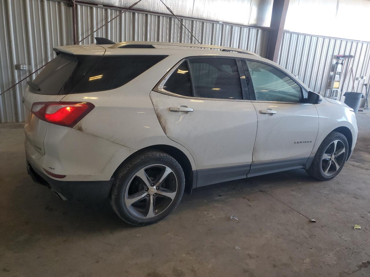 2019 Chevrolet Equinox - Image 3