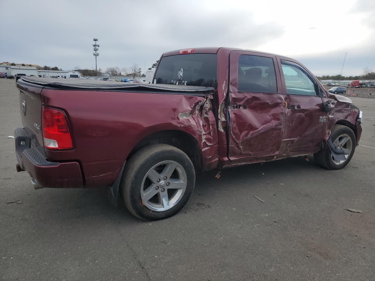 2017 RAM 1500 - Image 3