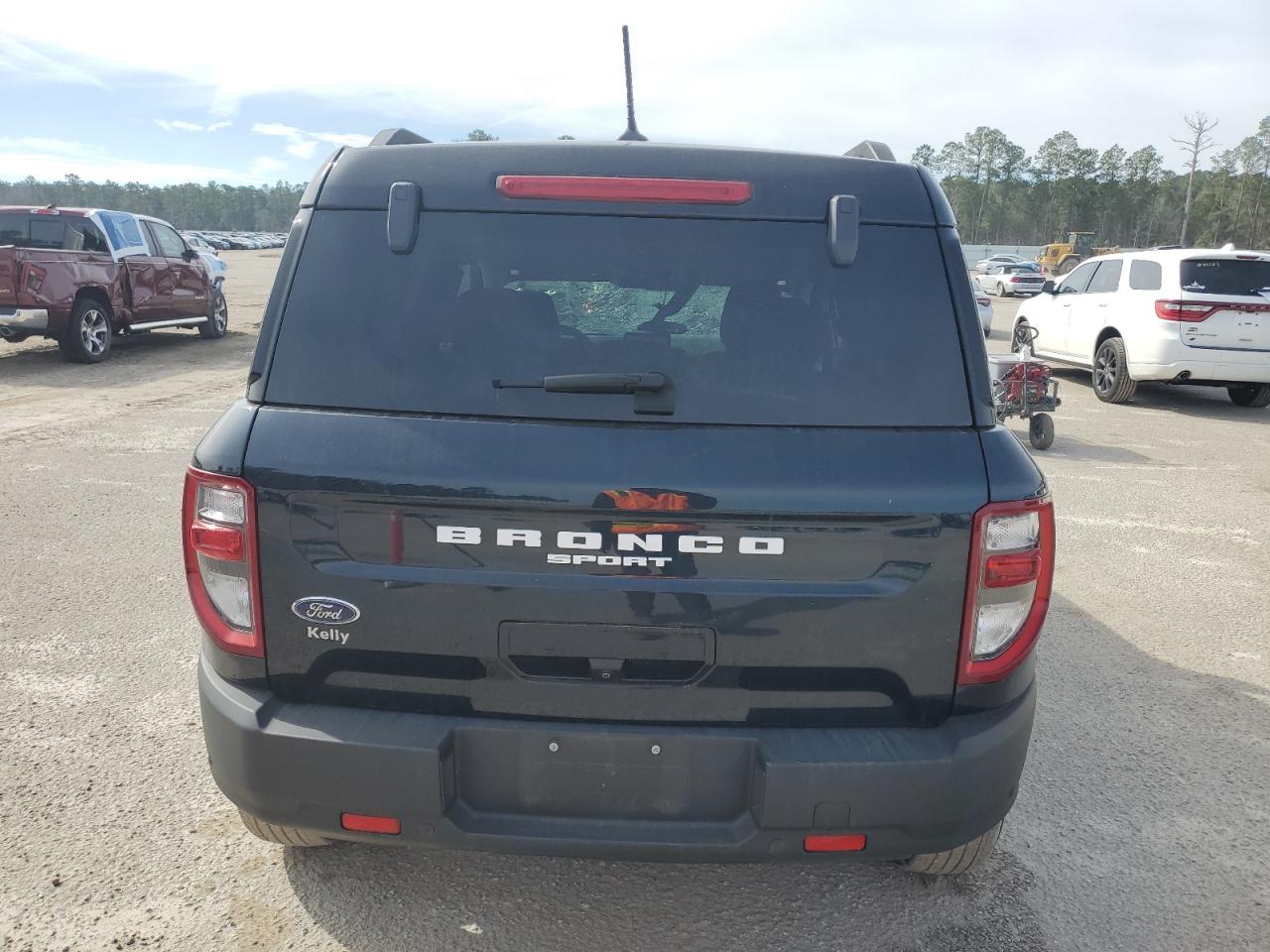 2021 Ford Bronco - Image 6