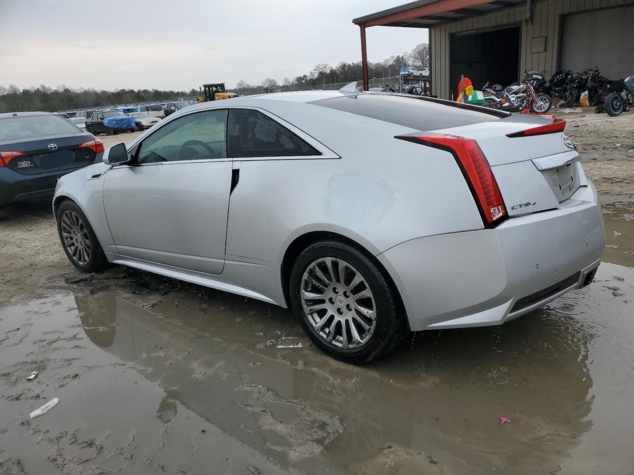 2011 Cadillac CTS - Image 2