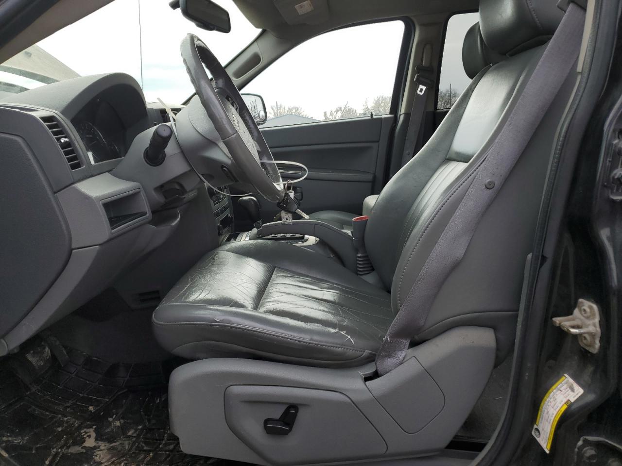 2007 Jeep Grand Cherokee - Image 7