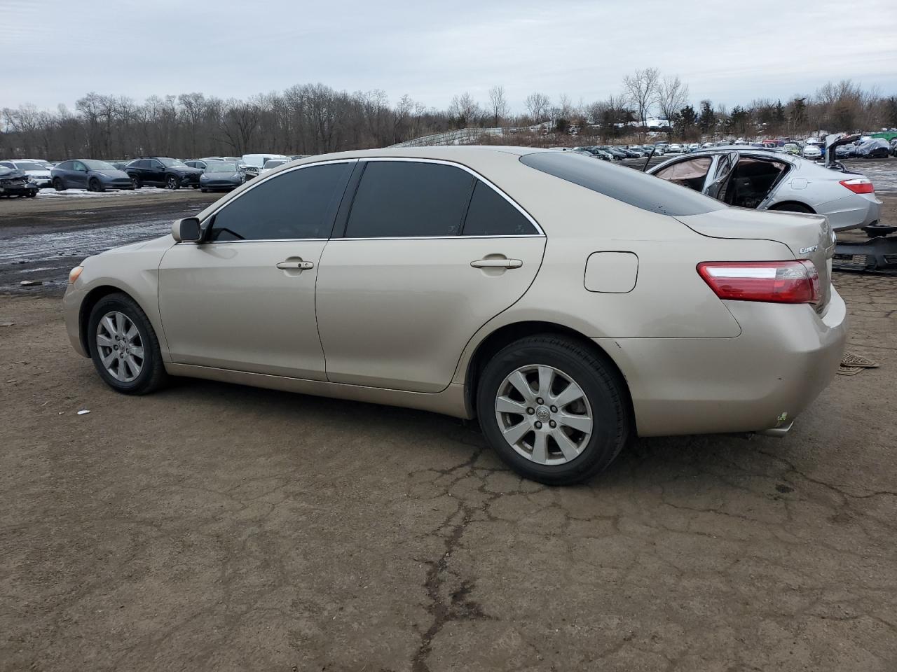 2007 Toyota Camry - Image 2