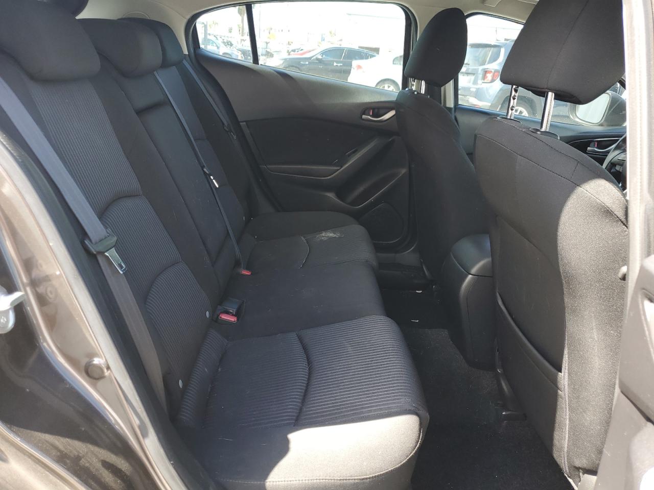 2016 Mazda 3 - Image 11