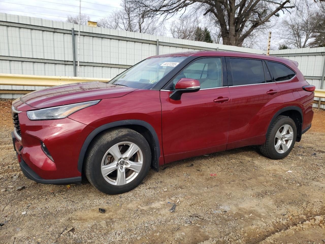 2022 Toyota Highlander - Image 1
