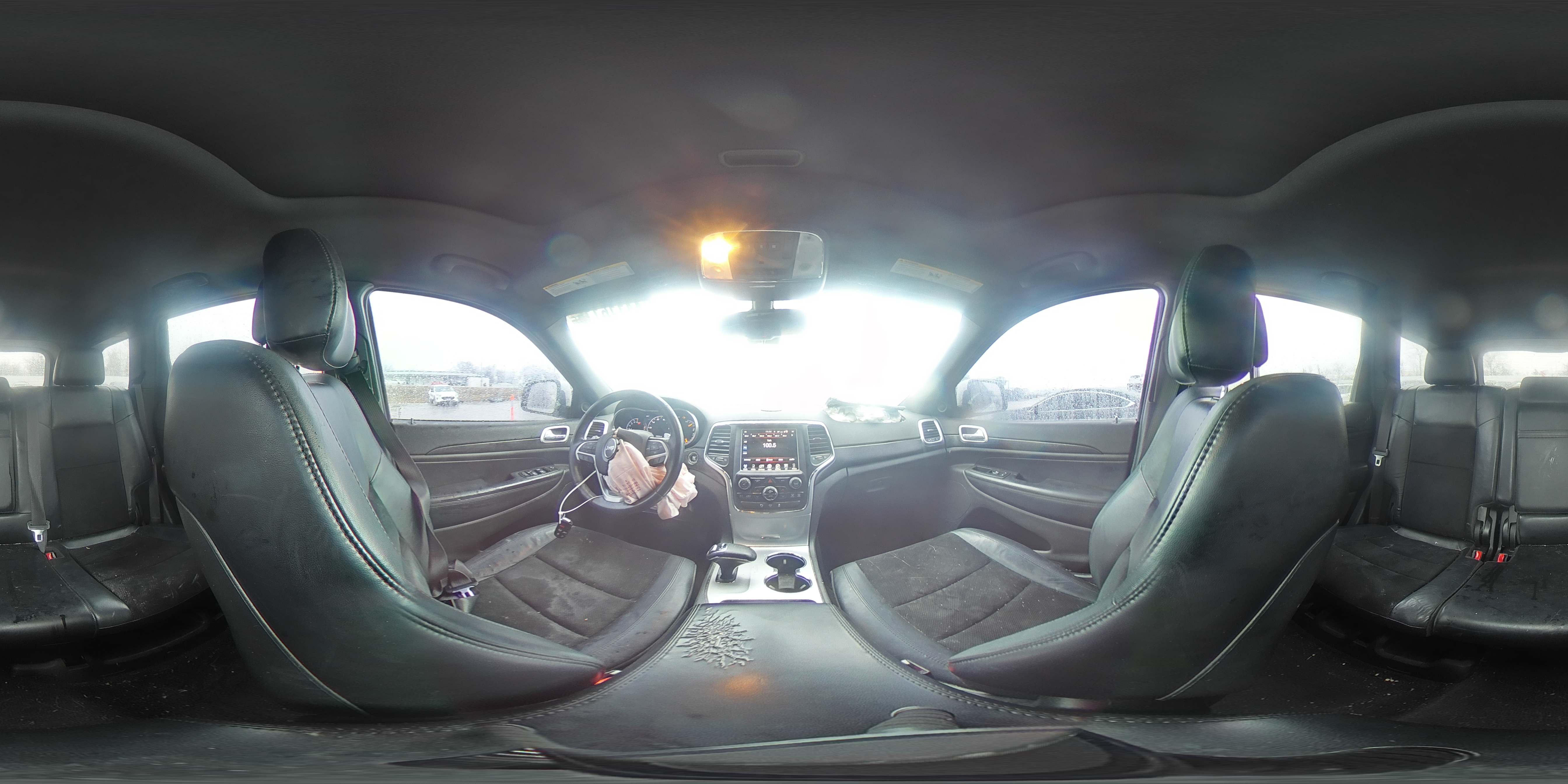 2015 Jeep Grand Cherokee - Image 14