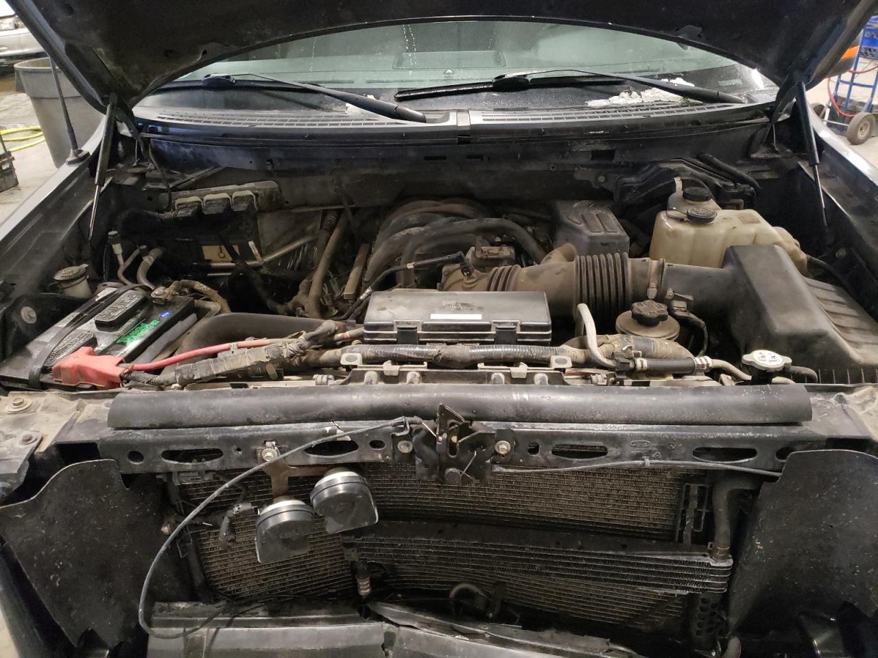 2010 Ford F-150 - Image 11