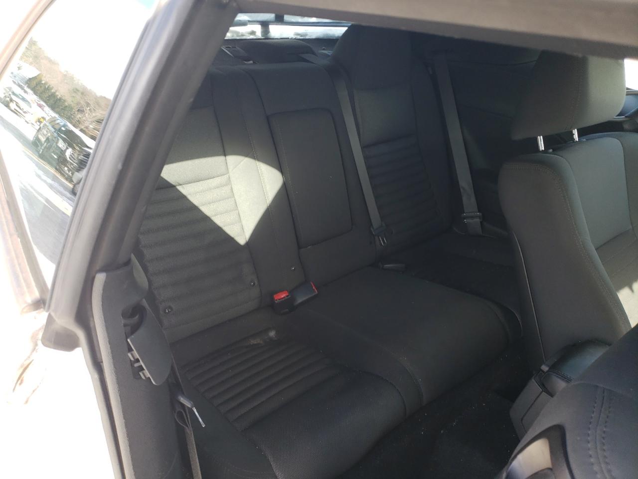 2013 Dodge Challenger - Image 10