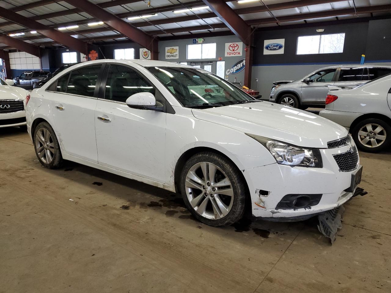2013 Chevrolet Cruze - Image 4