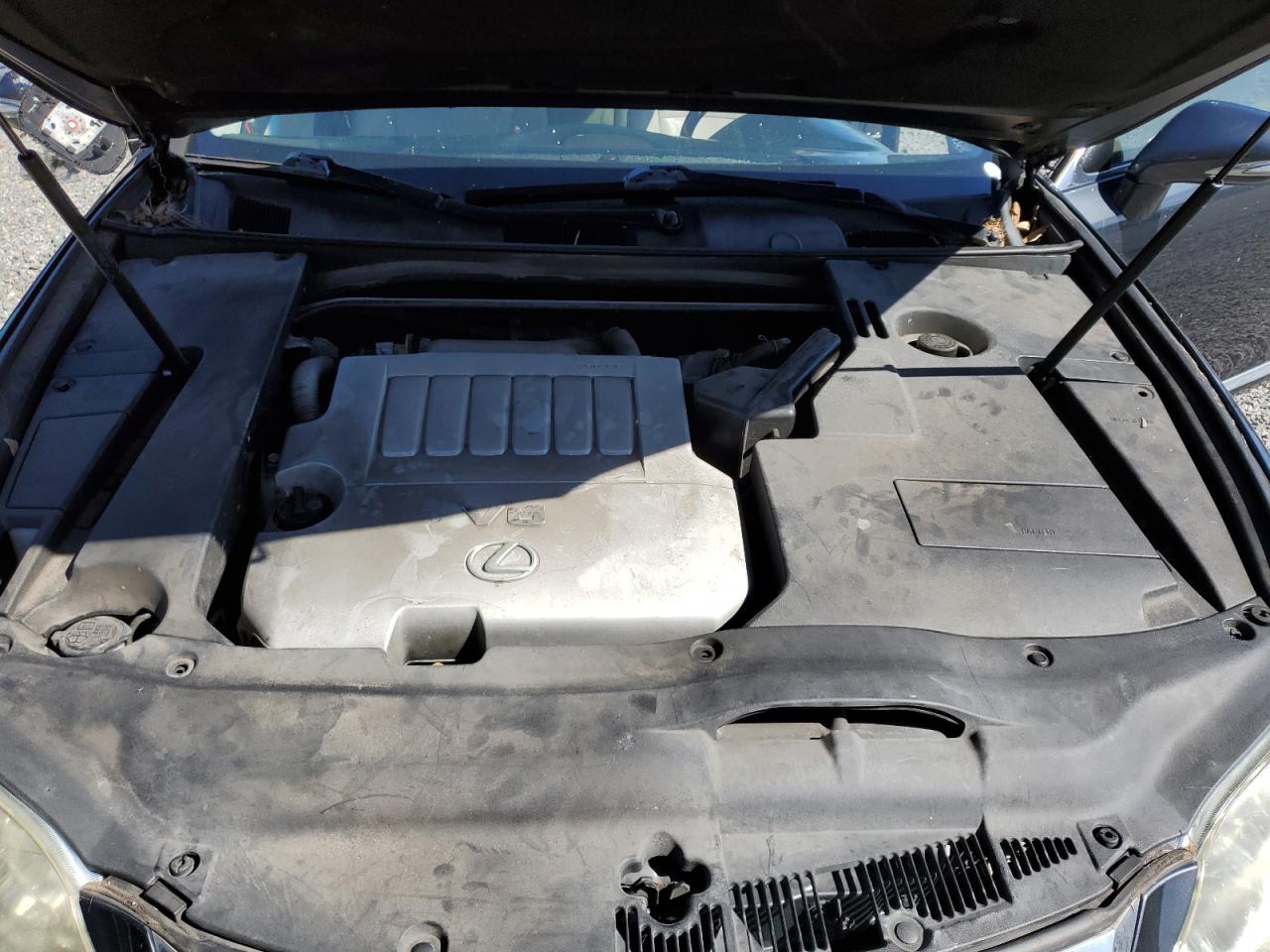 2010 Lexus ES - Image 11