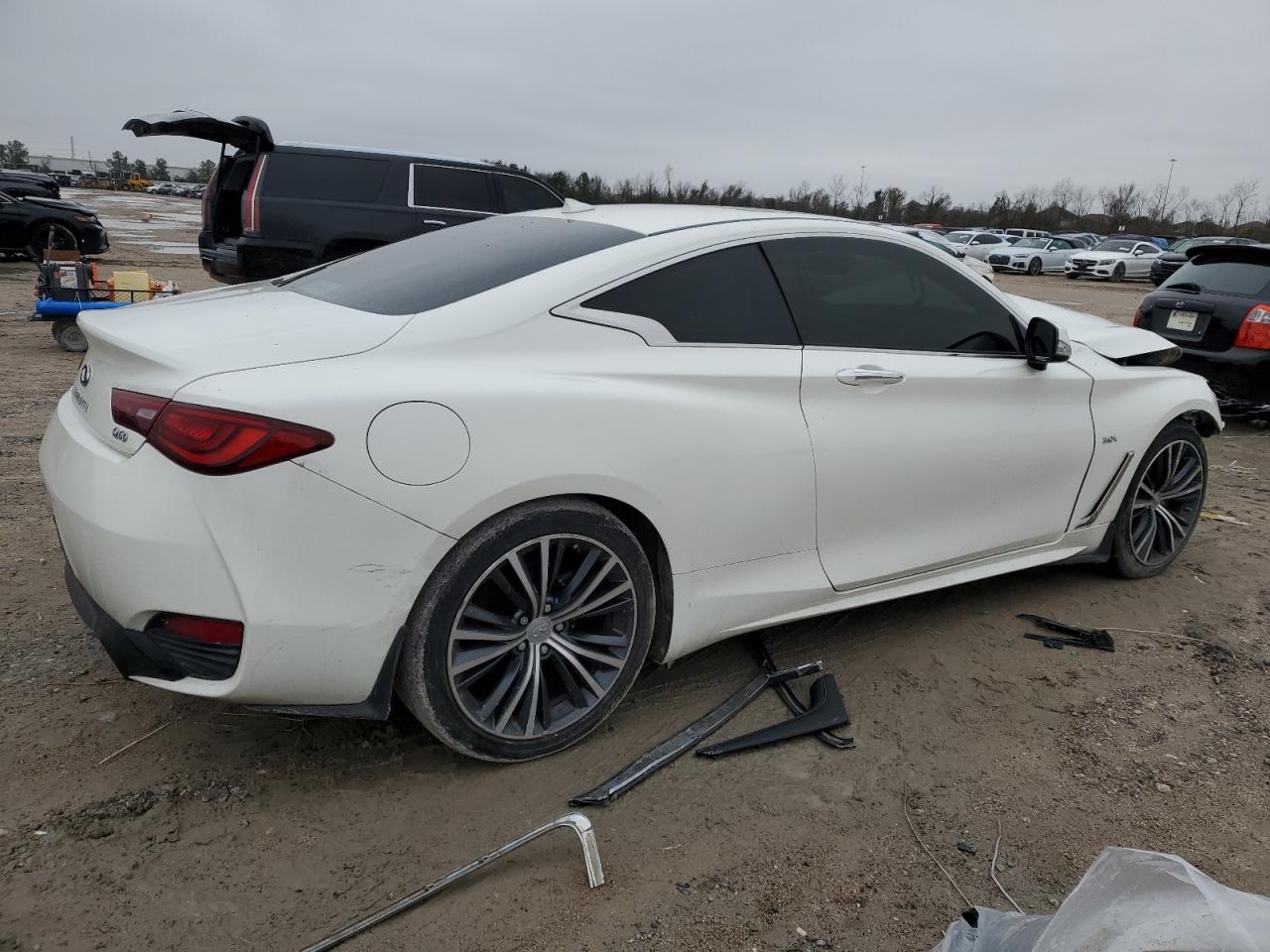 2019 Infiniti Q60 - Image 3