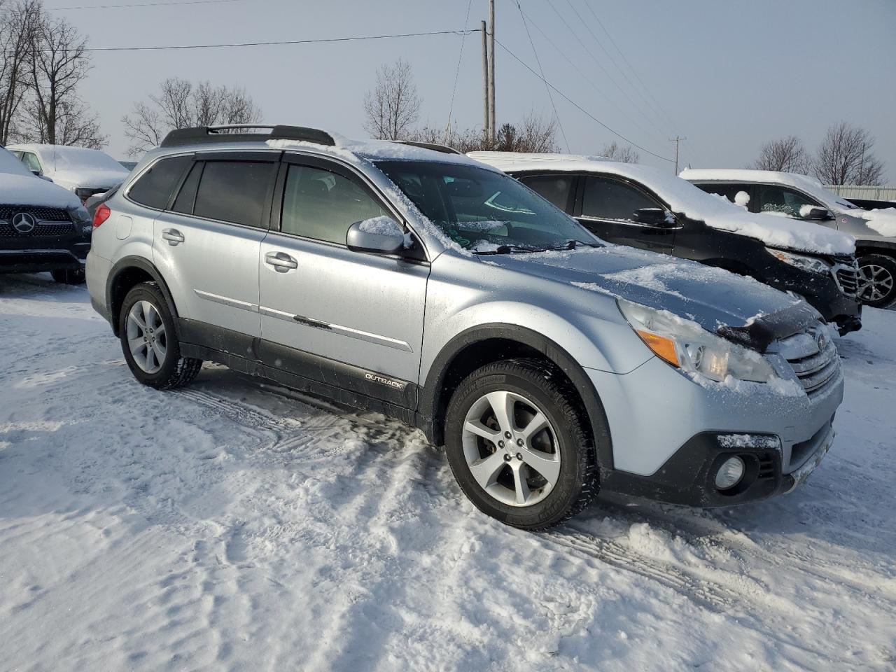 2014 Subaru Outback - Image 4