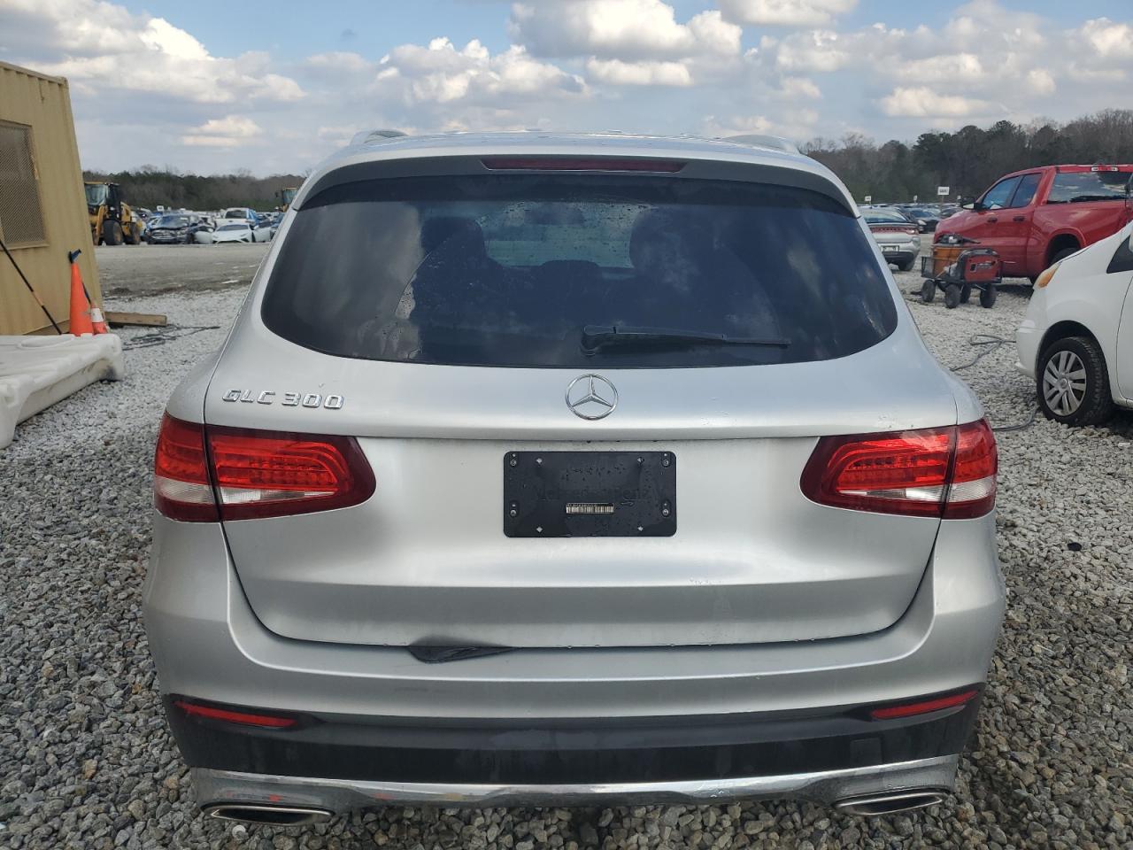 2016 Mercedes-Benz GLC - Image 6