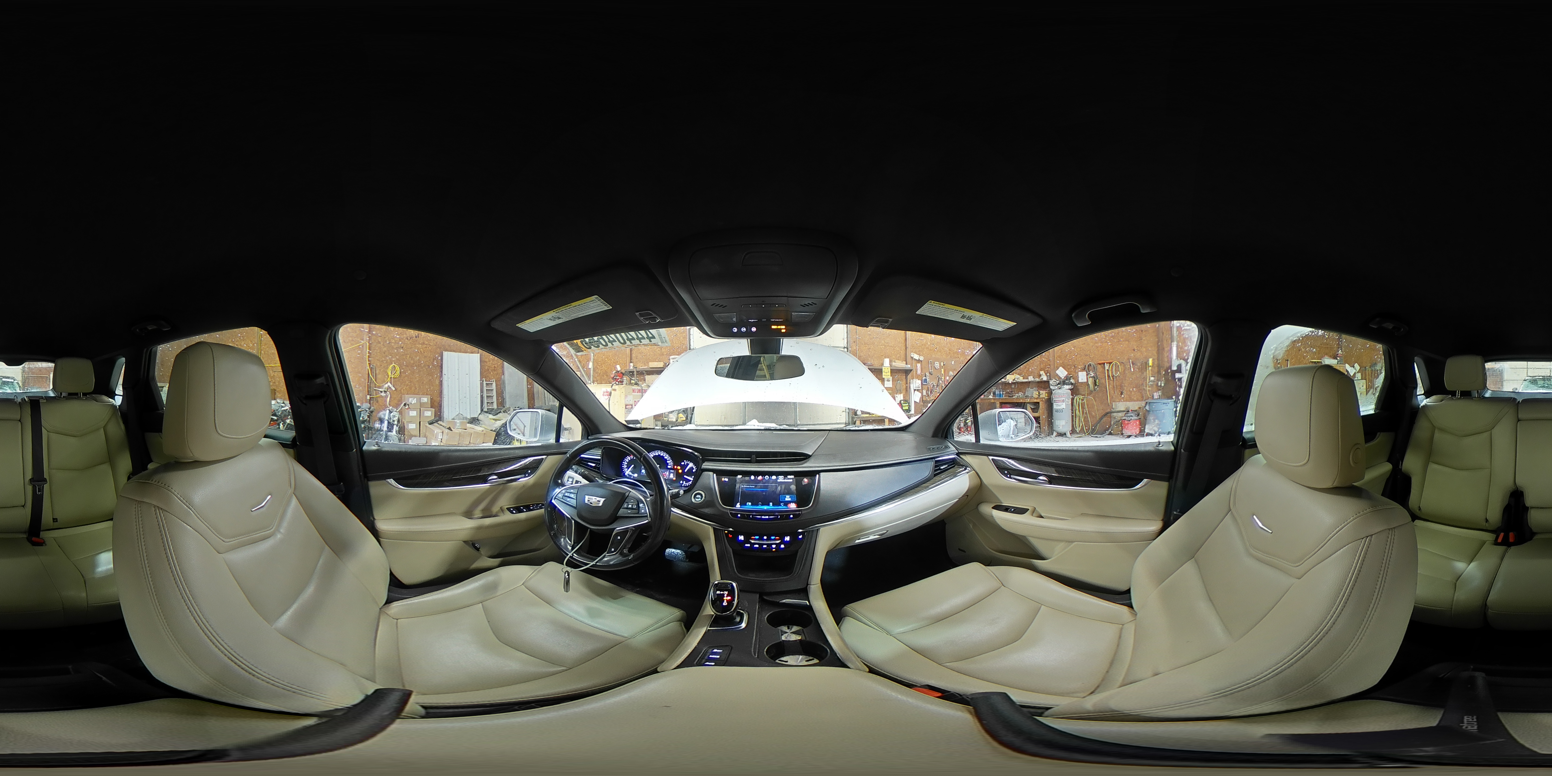 2018 Cadillac XT5 - Image 16