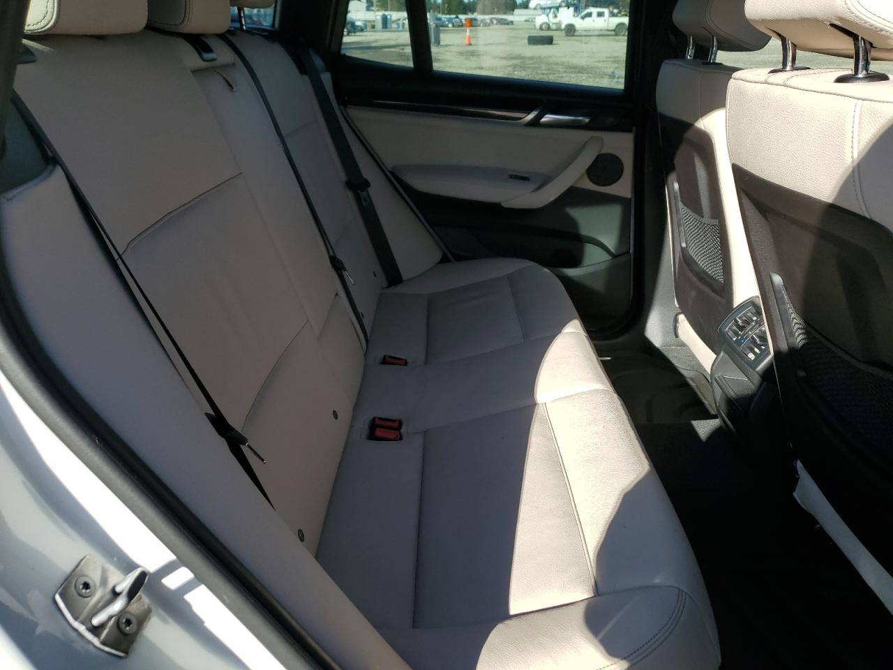 2016 BMW X3 - Image 11