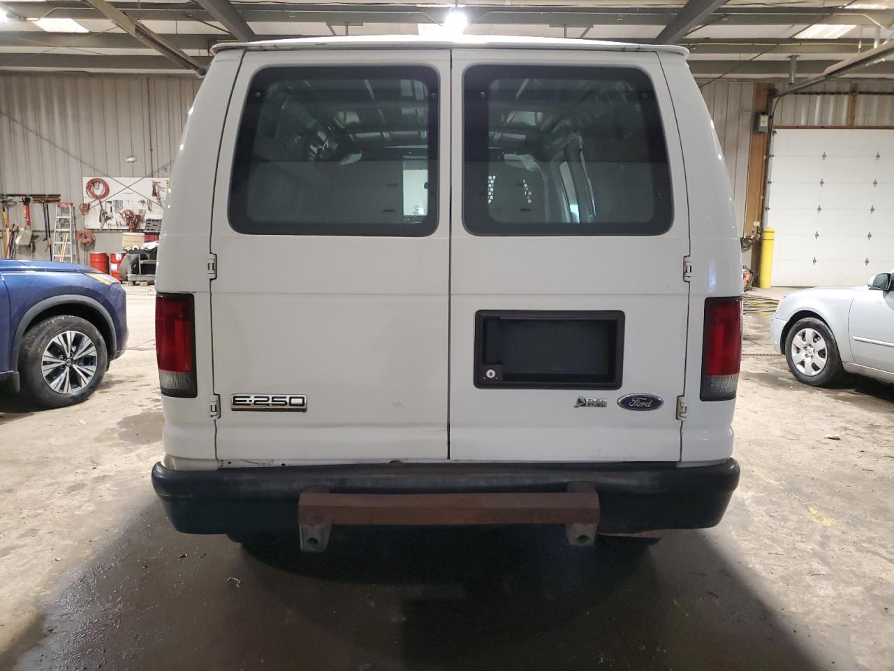 2012 Ford Econoline - Image 6