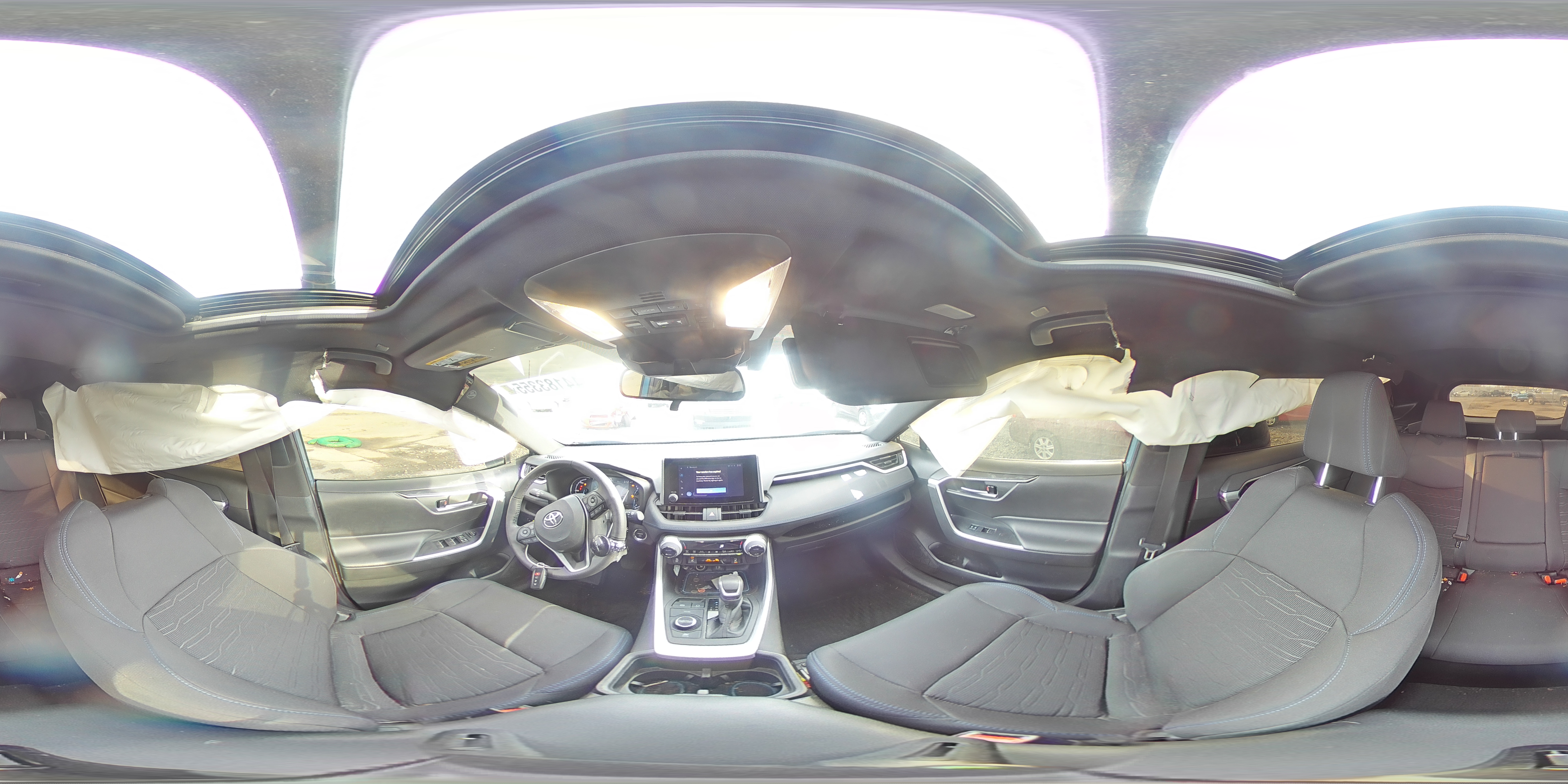 2023 Toyota RAV 4 - Image 12