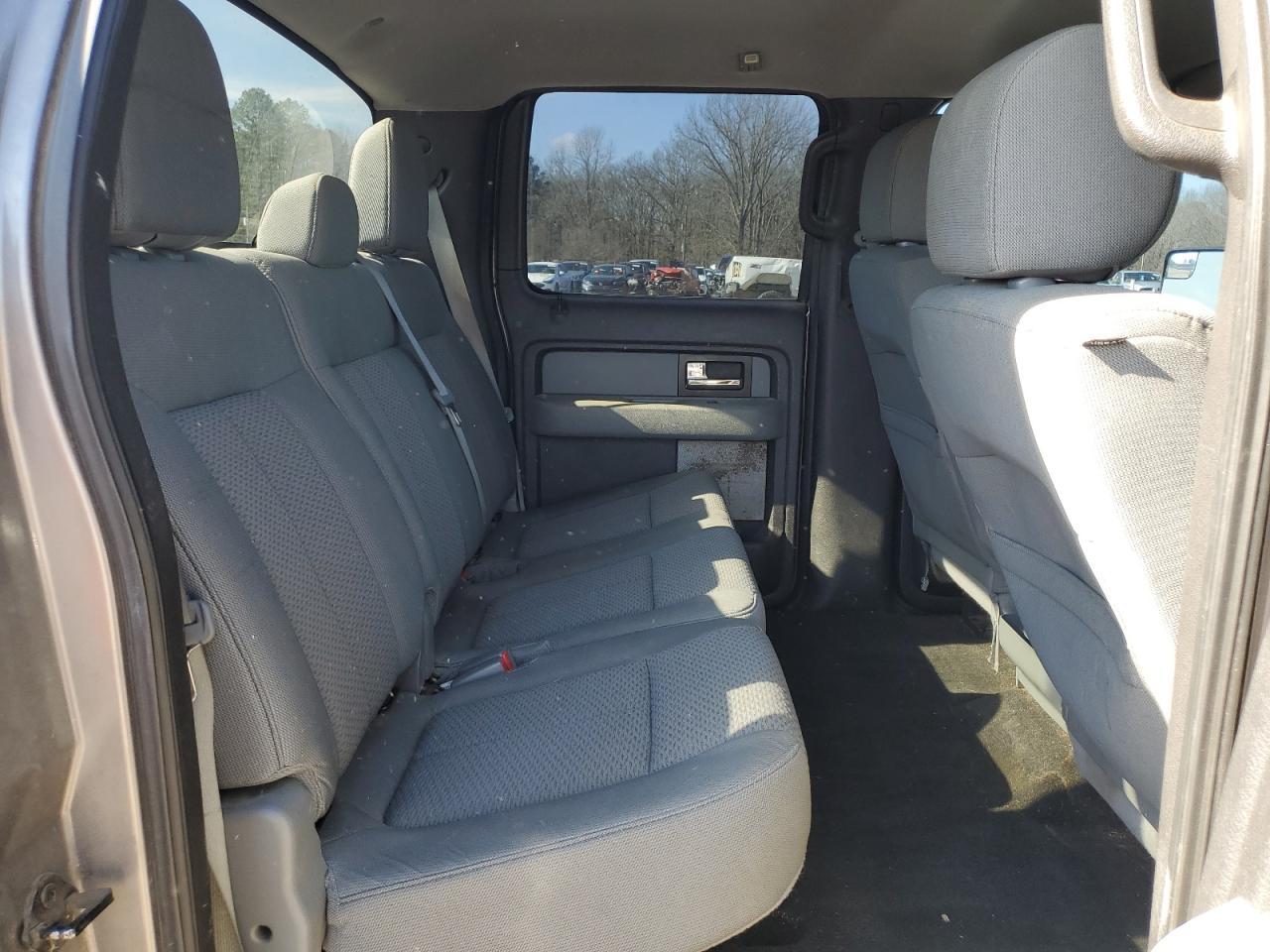 2013 Ford F-150 - Image 10