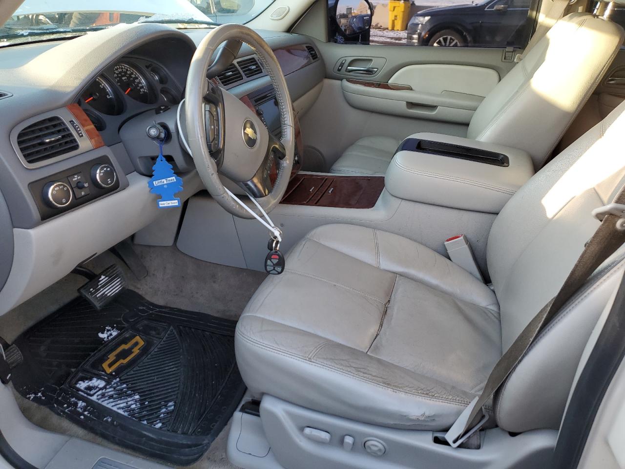 2008 Chevrolet Tahoe - Image 7