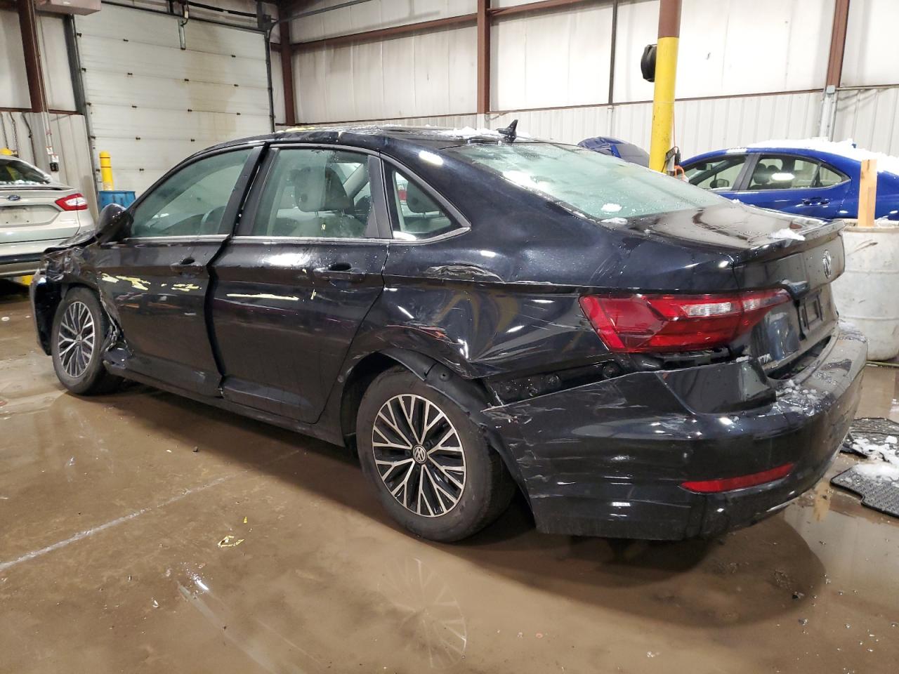 2021 Volkswagen Jetta - Image 2