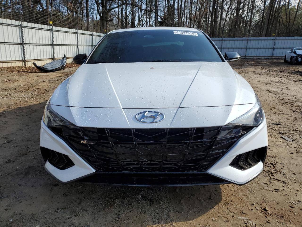 2023 Hyundai Elantra - Image 5