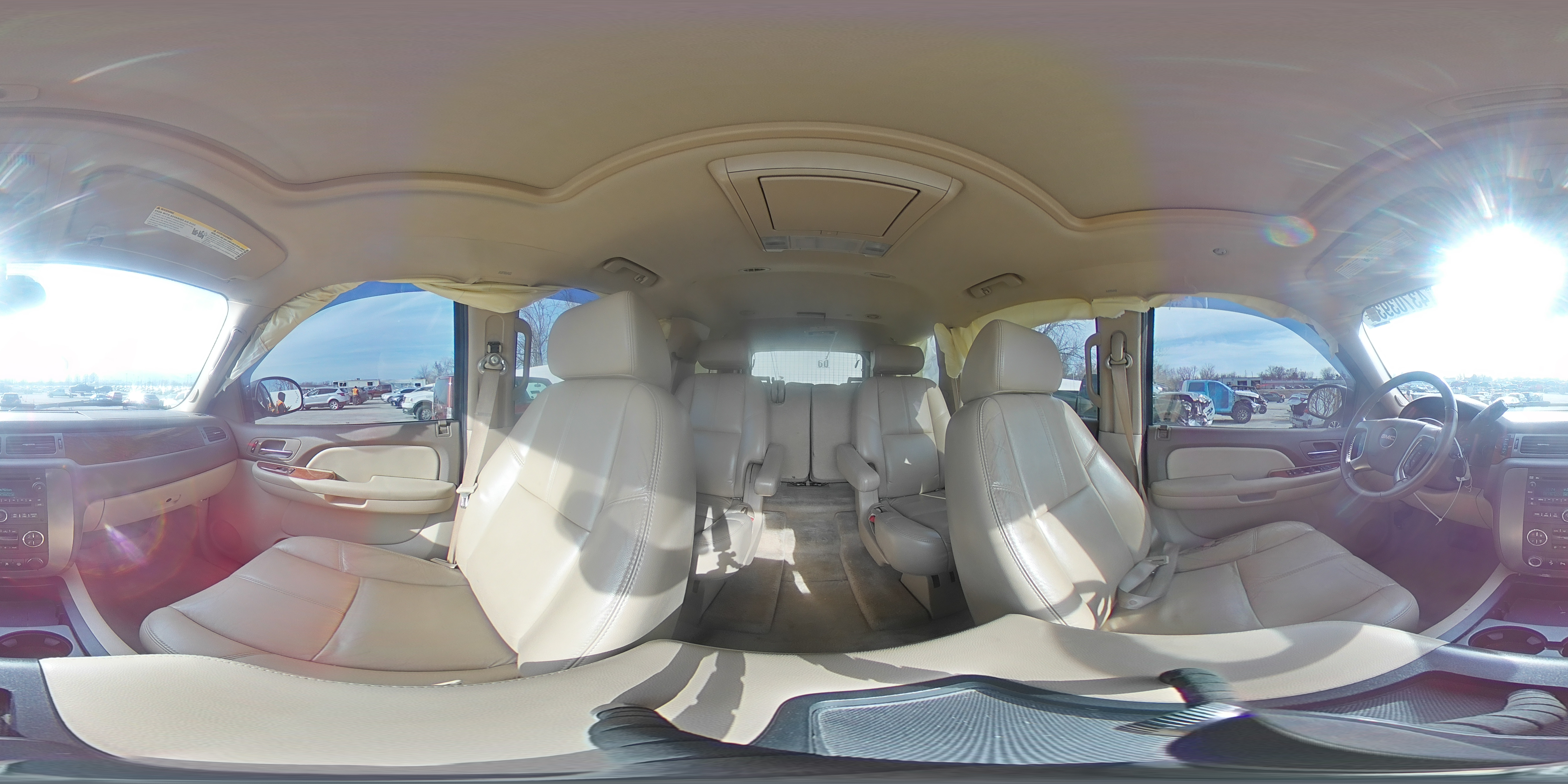 2007 GMC Yukon - Image 13