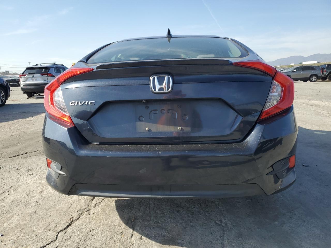 2016 Honda Civic - Image 6