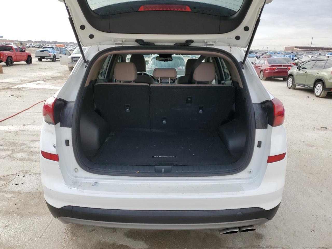 2021 Hyundai Tucson - Image 6
