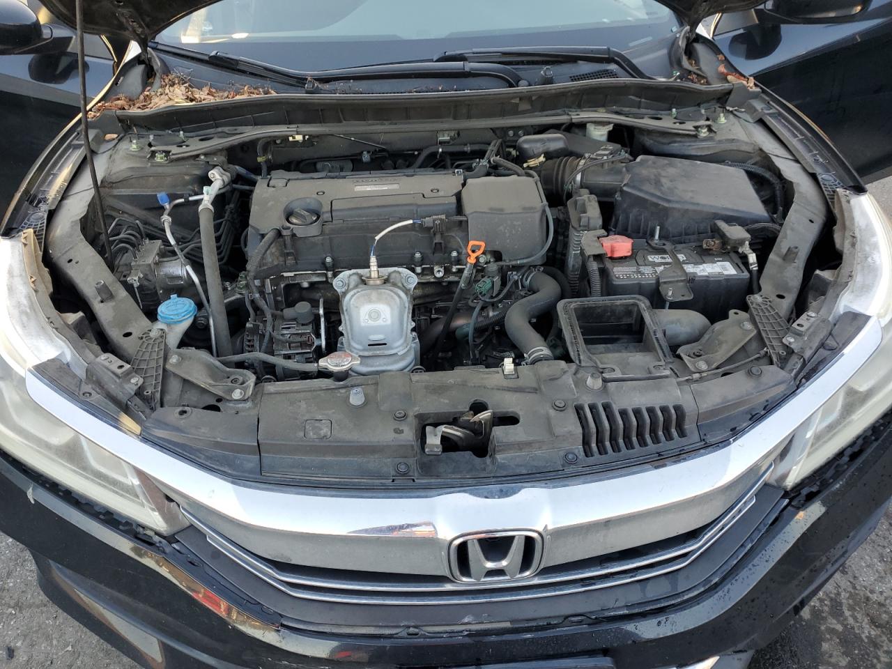 2017 Honda Accord - Image 11