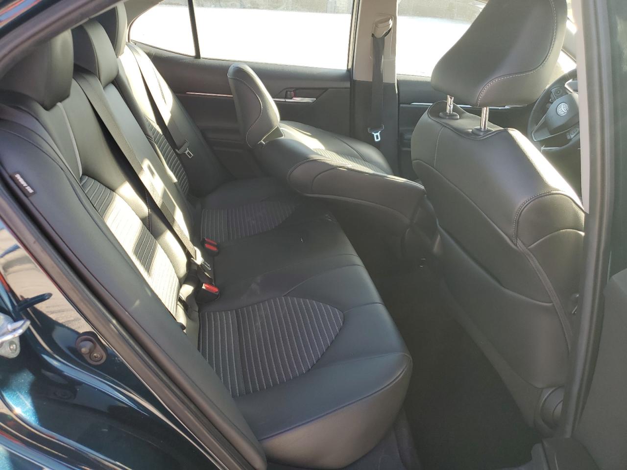 2021 Toyota Camry - Image 10