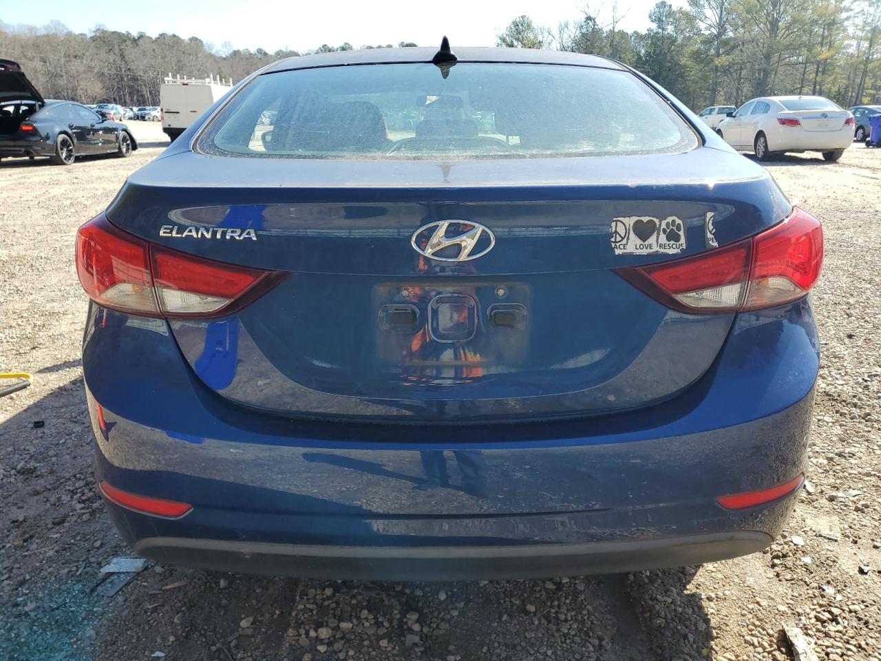 2015 Hyundai Elantra - Image 6