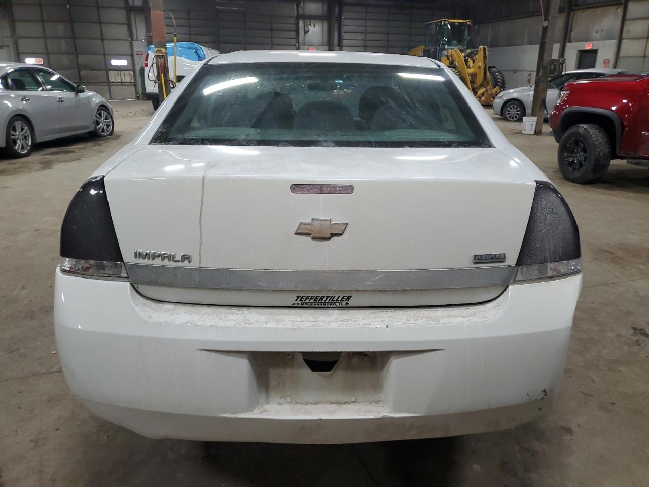 2011 Chevrolet Impala - Image 6