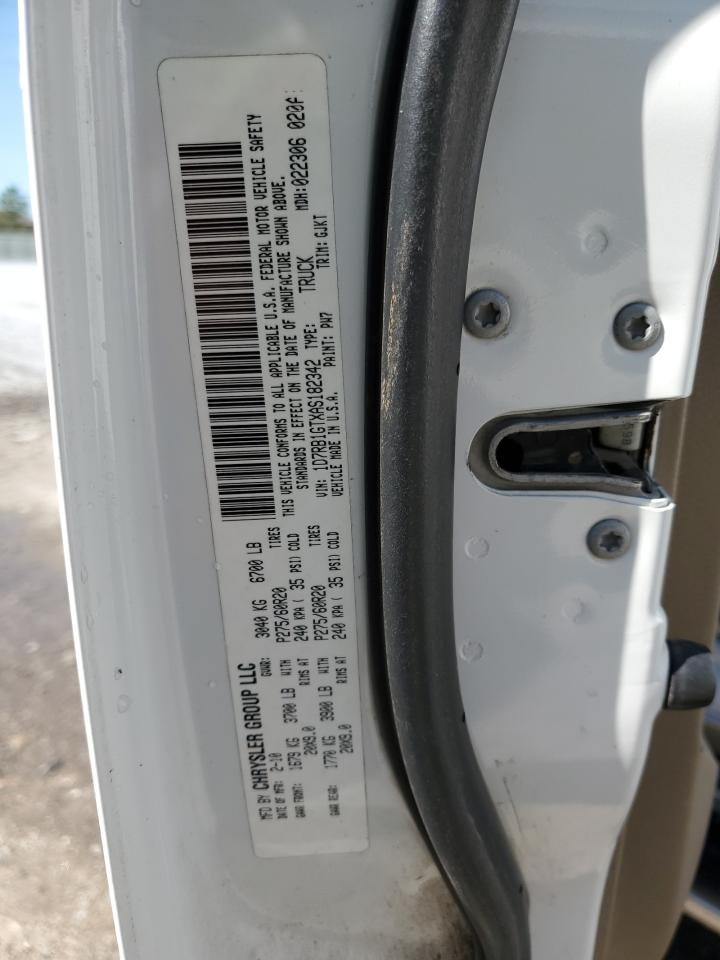 2010 Dodge RAM - Image 12