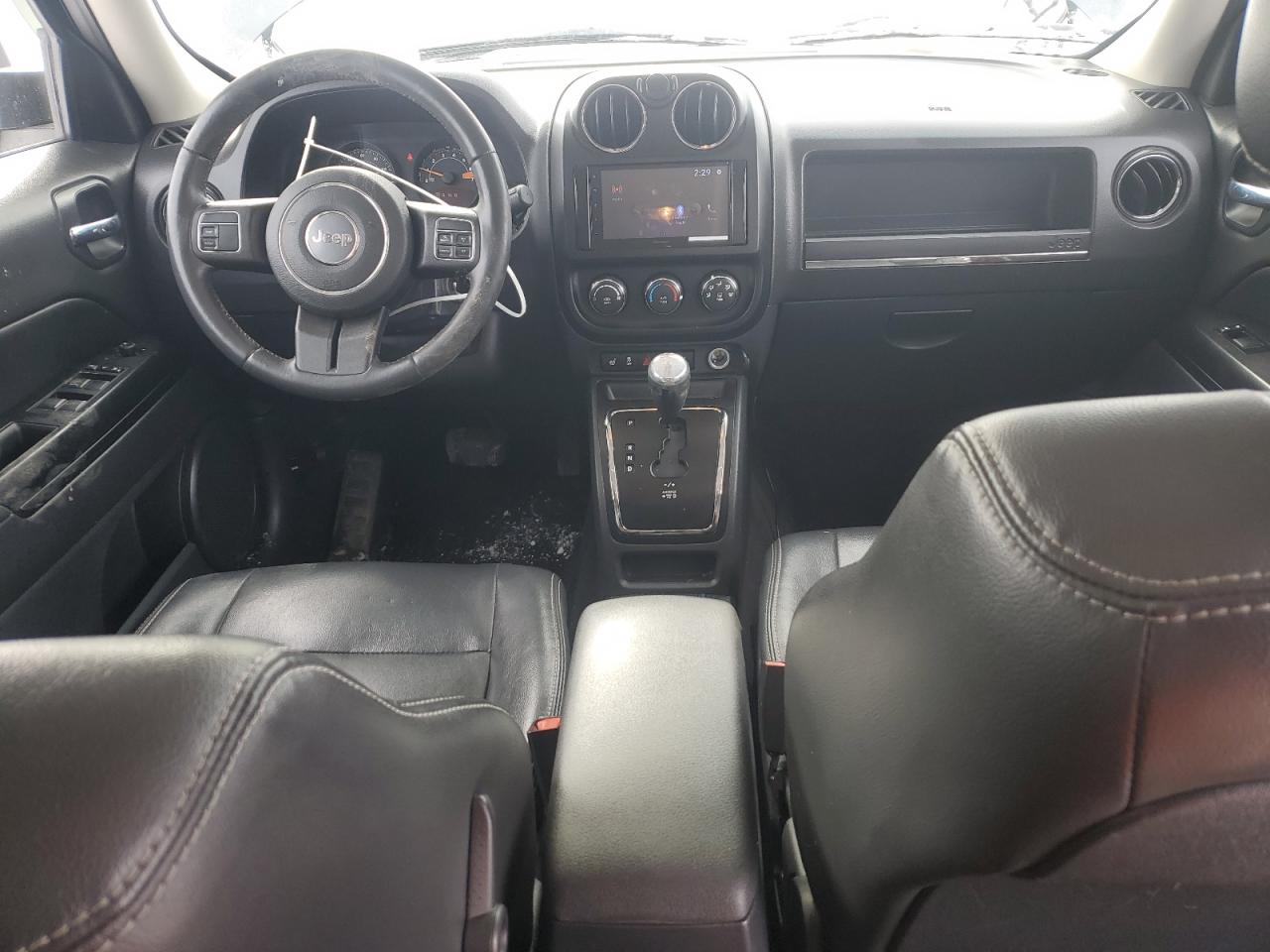 2015 Jeep Liberty (Patriot) - Image 8