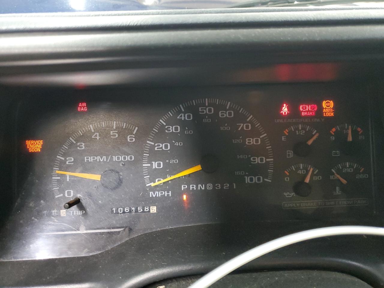 1998 Chevrolet GMT-400 - Image 9