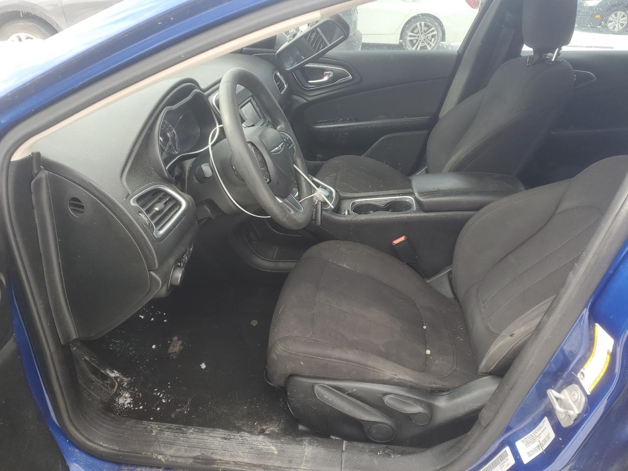 2015 Chrysler 200 - Image 7