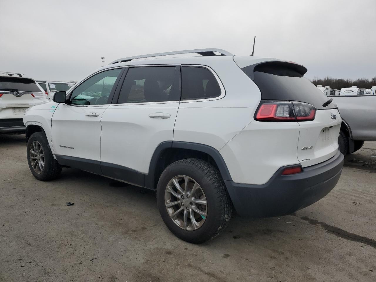 2020 Jeep Grand Cherokee - Image 2