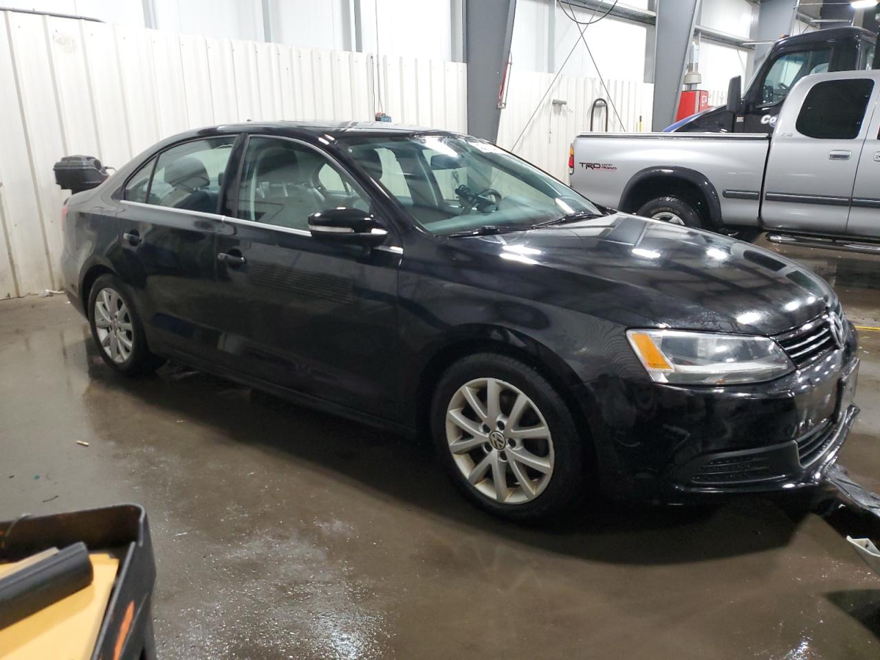 2014 Volkswagen Jetta - Image 4