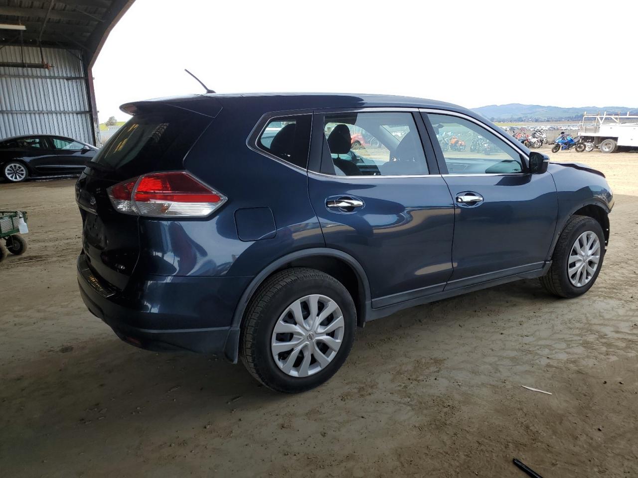 2015 Nissan Rogue - Image 3