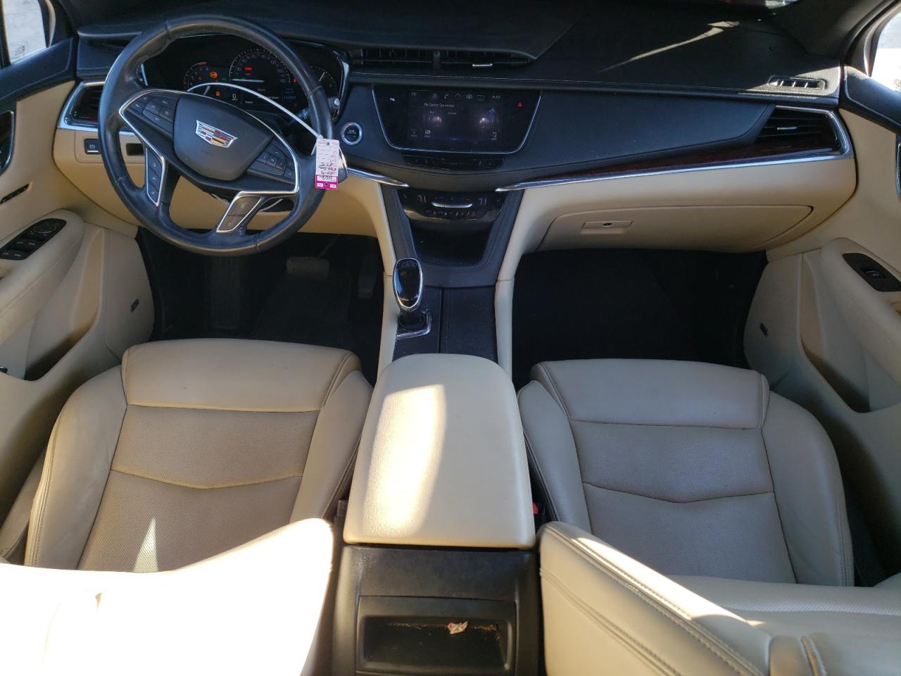 2019 Cadillac XT5 - Image 8