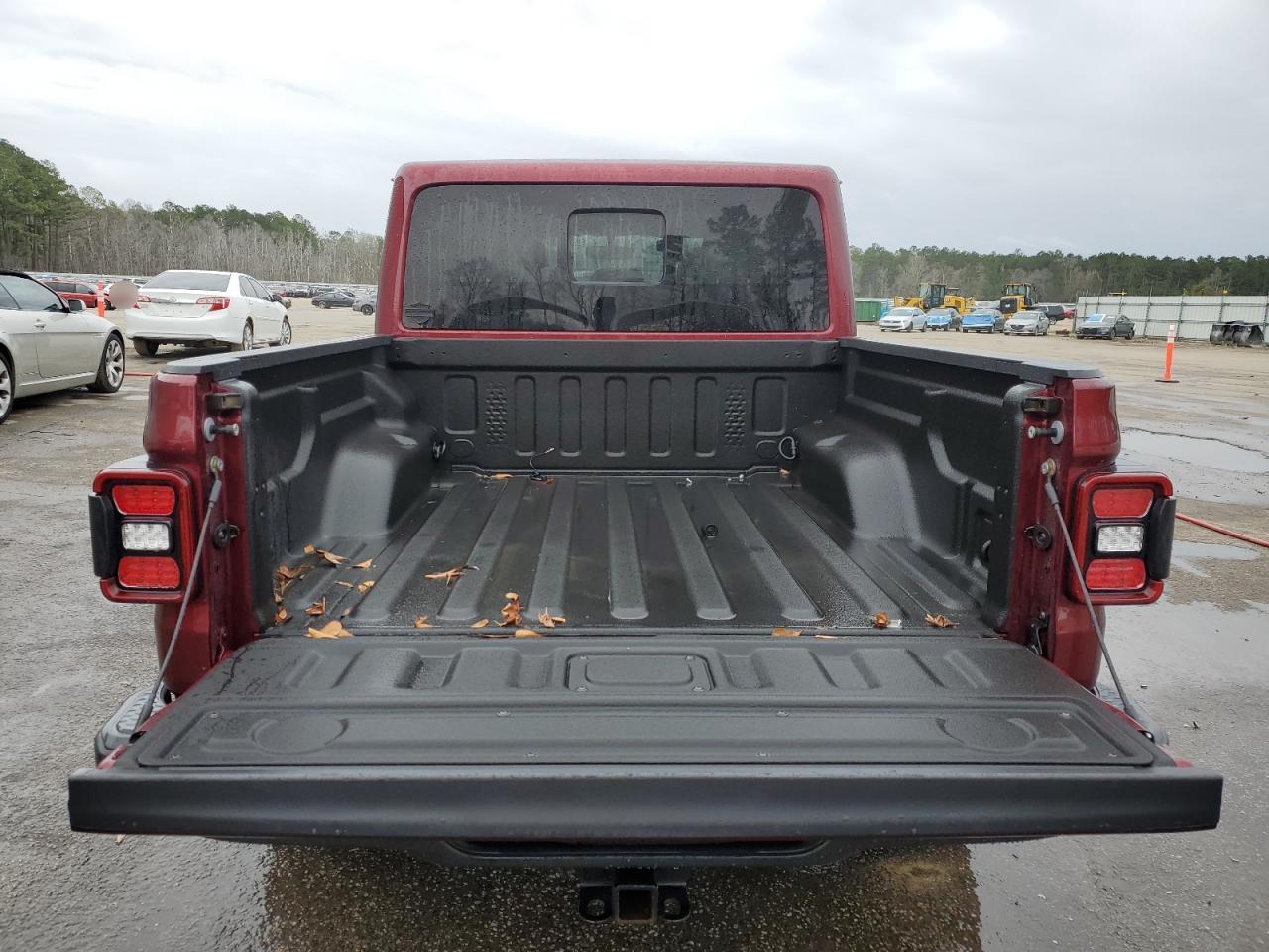2021 Jeep Gladiator - Image 6