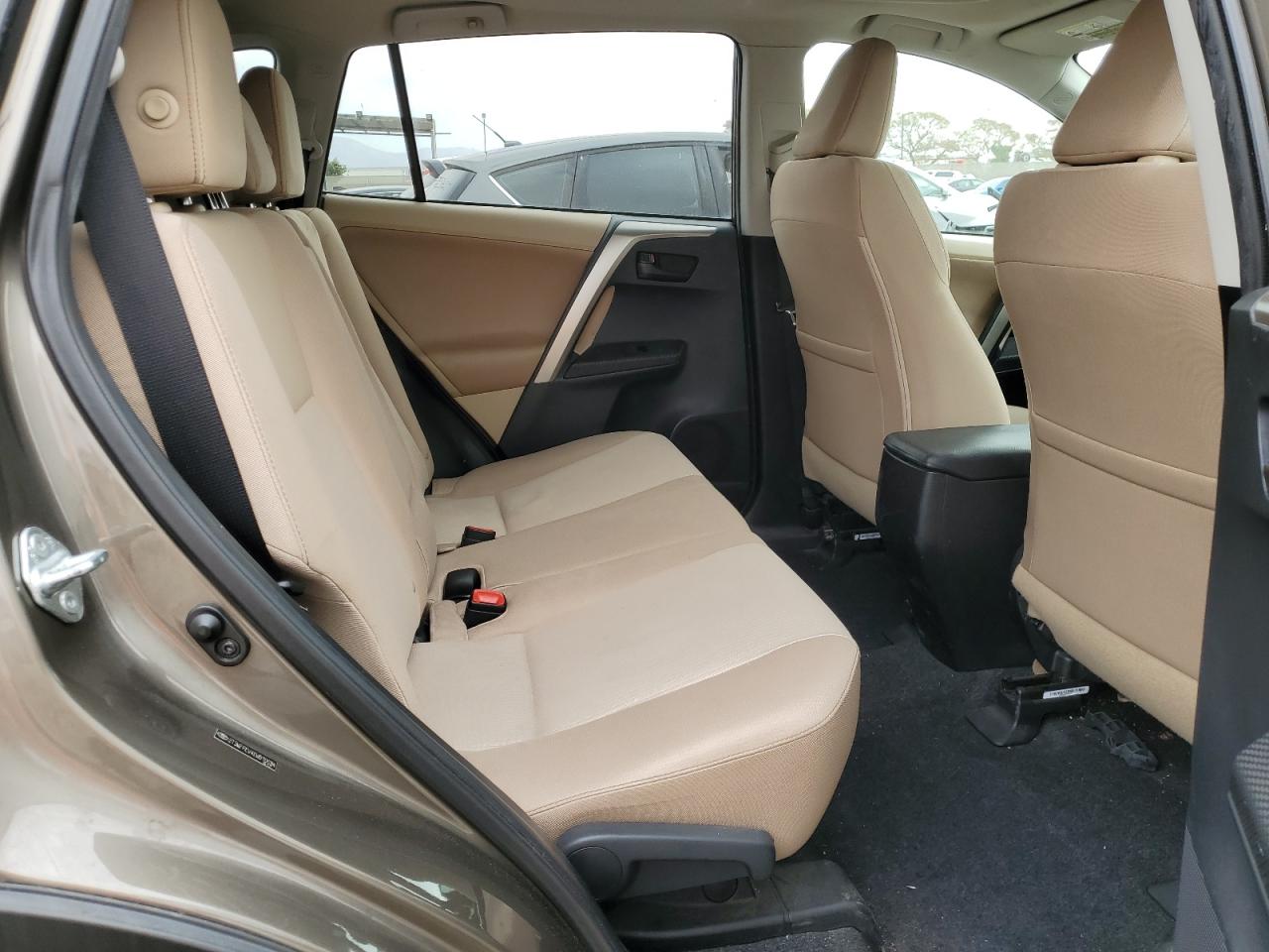 2013 Toyota RAV 4 - Image 11