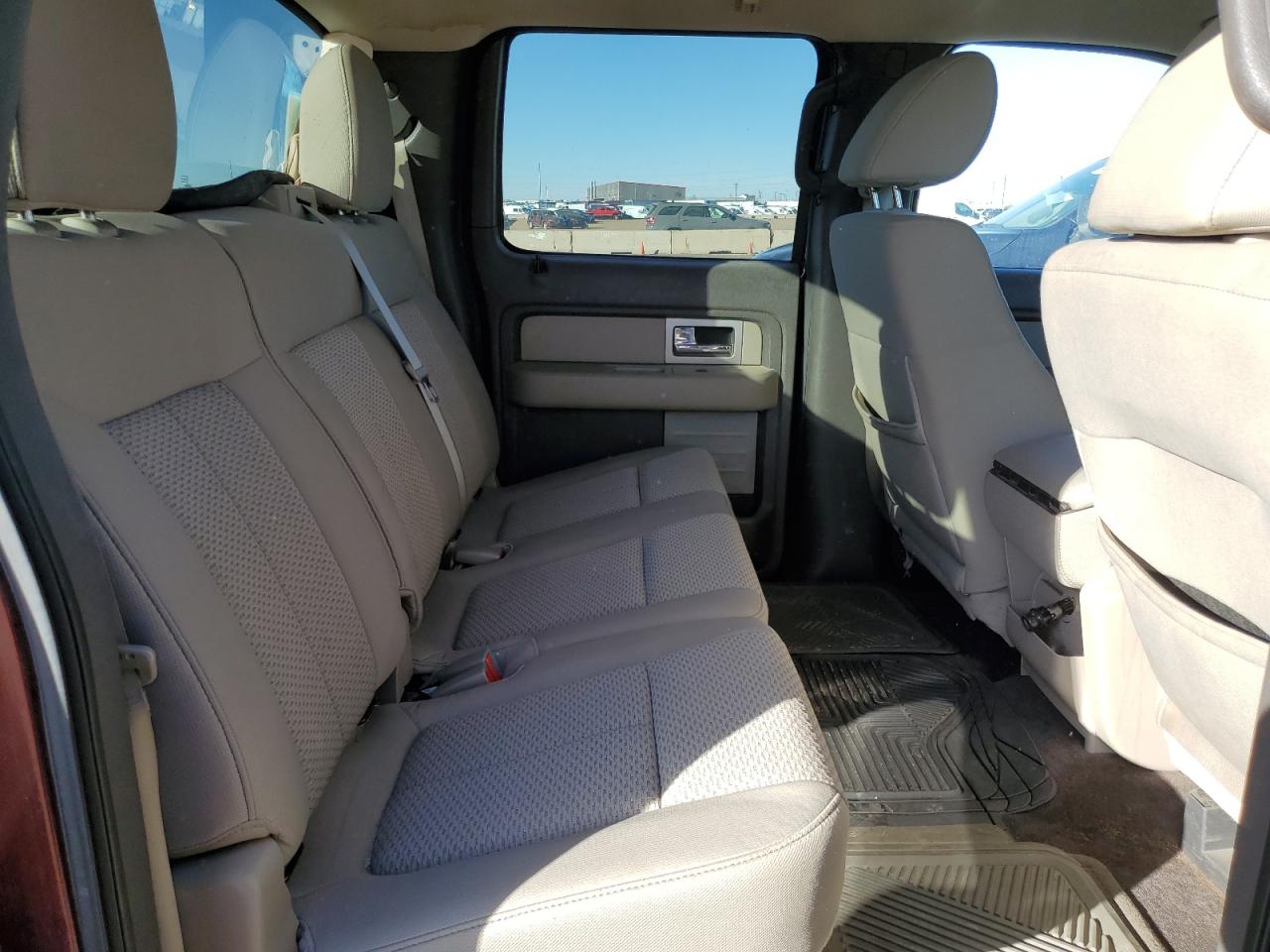 2010 Ford F-150 - Image 10