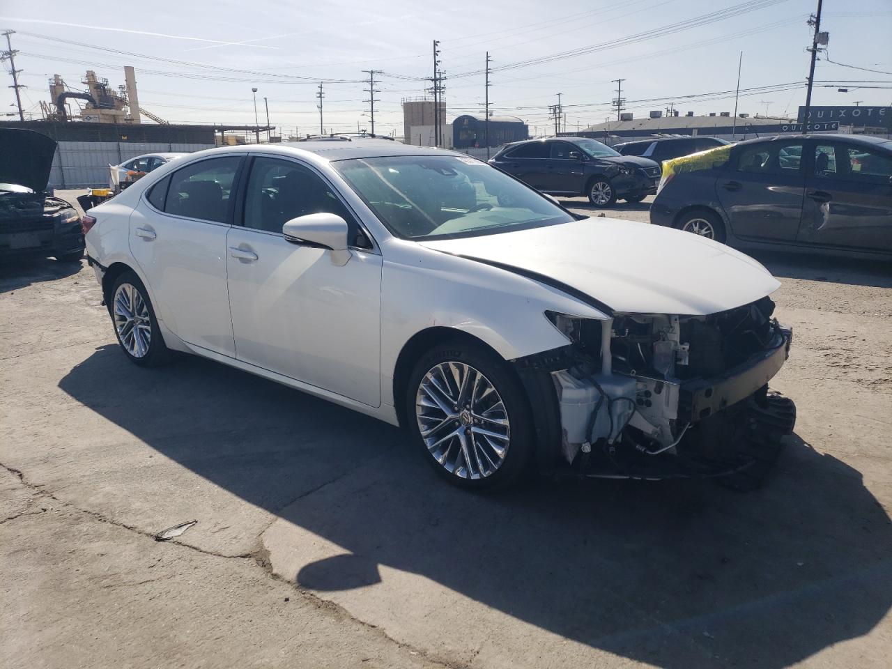 2017 Lexus ES - Image 4
