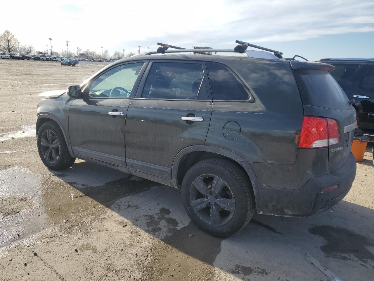 2013 Kia Sorento - Image 2