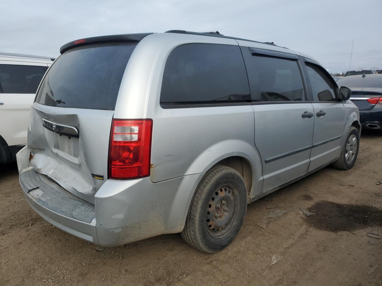 2008 Dodge Caravan - Image 3