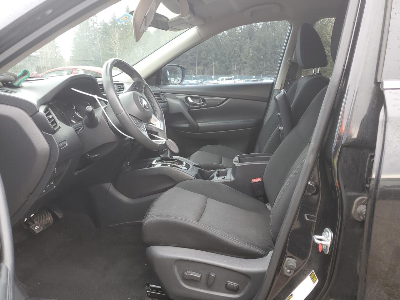 2017 Nissan Rogue - Image 7
