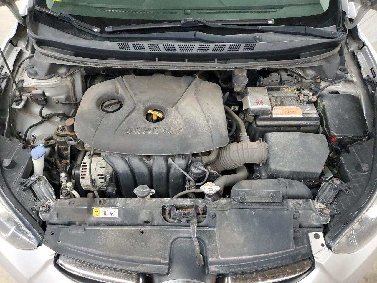 2013 Hyundai Elantra - Image 11
