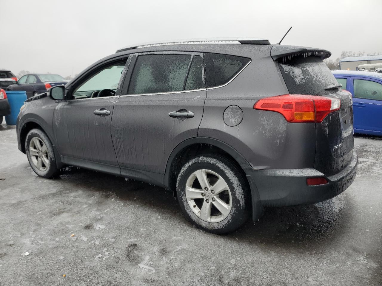2013 Toyota RAV 4 - Image 2