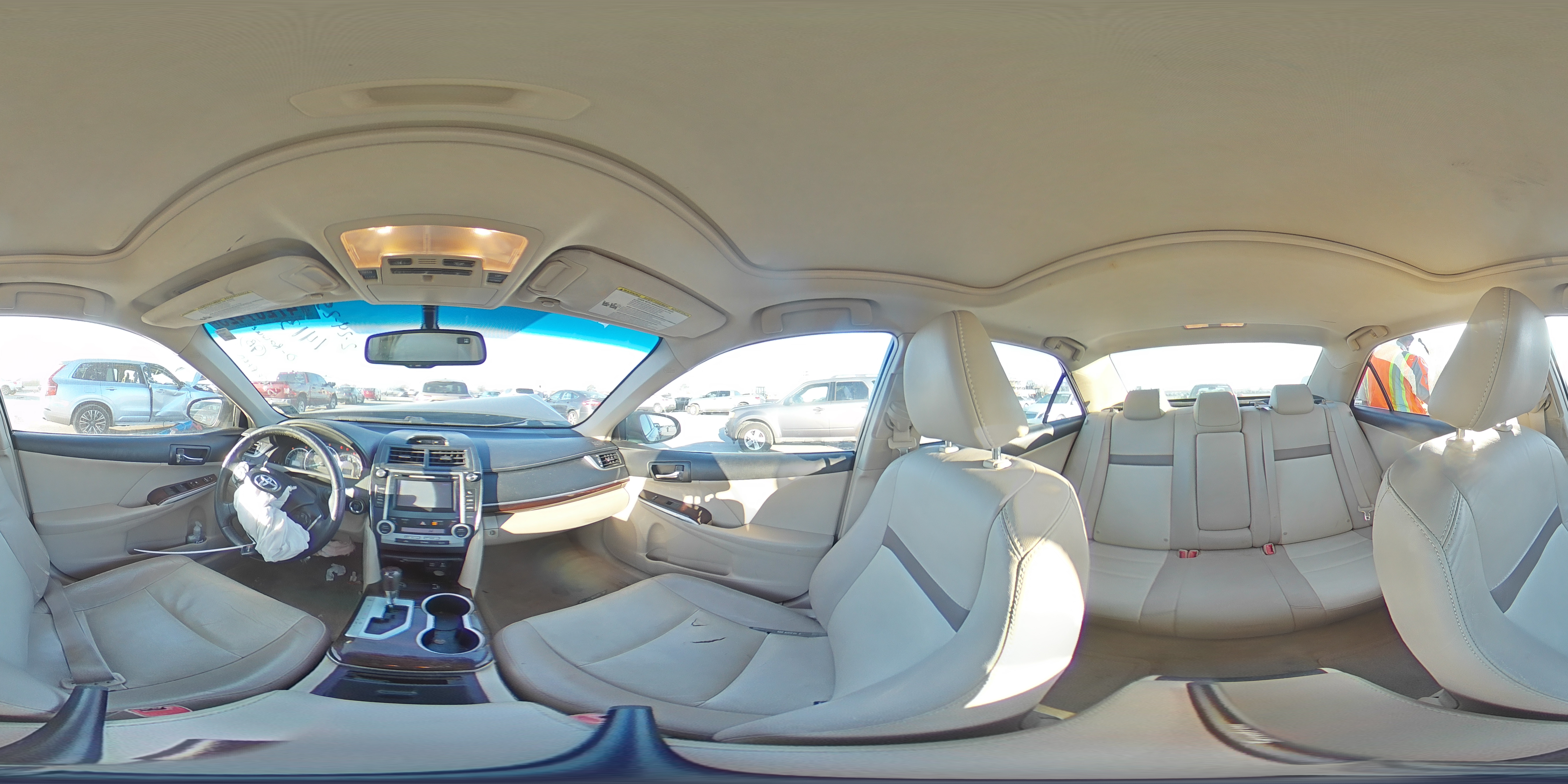 2012 Toyota Camry - Image 13